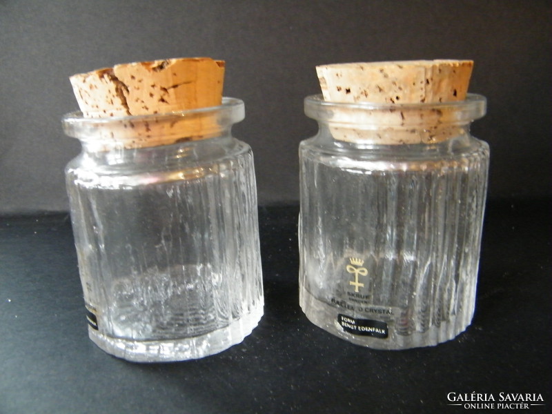 Vintage svéd SKRUF (Bengt Edenfalk design) kristály fűszertartó üvegek 2 db