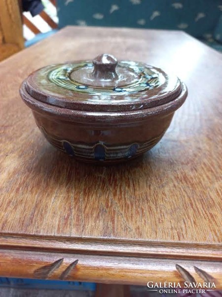 Glazed ceramic bonbonier with lid