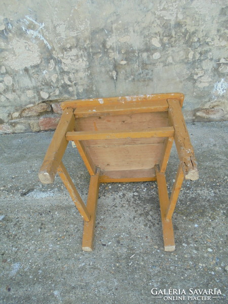 Old folk pine children's chair, small chair with backrest, children's chair