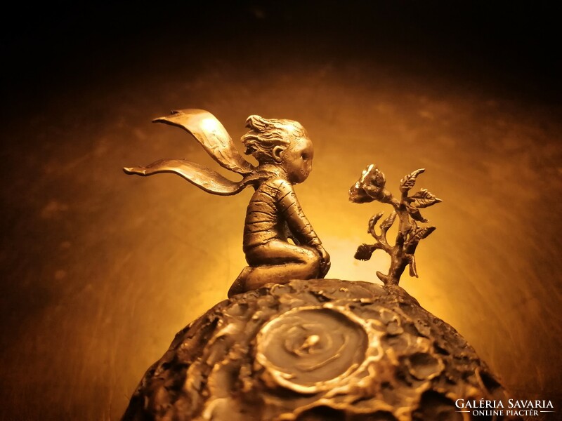 Little Prince and the Rose bronze statue