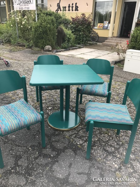 Thonet dining table with 4 chairs.