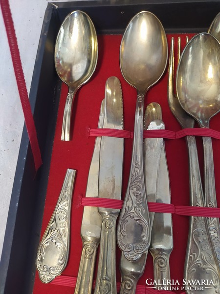 Antique cutlery set