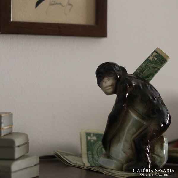 Osztrák majmos persely / Austrian money pig in chimpanzee form