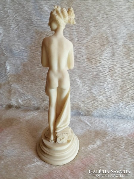 Resin Roman bathing woman nude statue, figurine