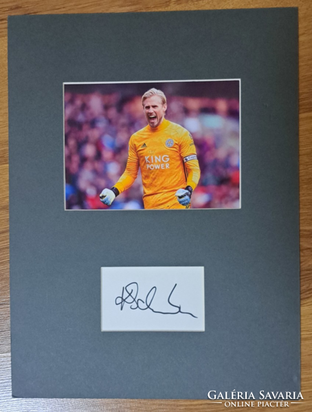 Danish football player Kasper Schmeichel autographed photo, signature, with certificate, 40 x 30 cm