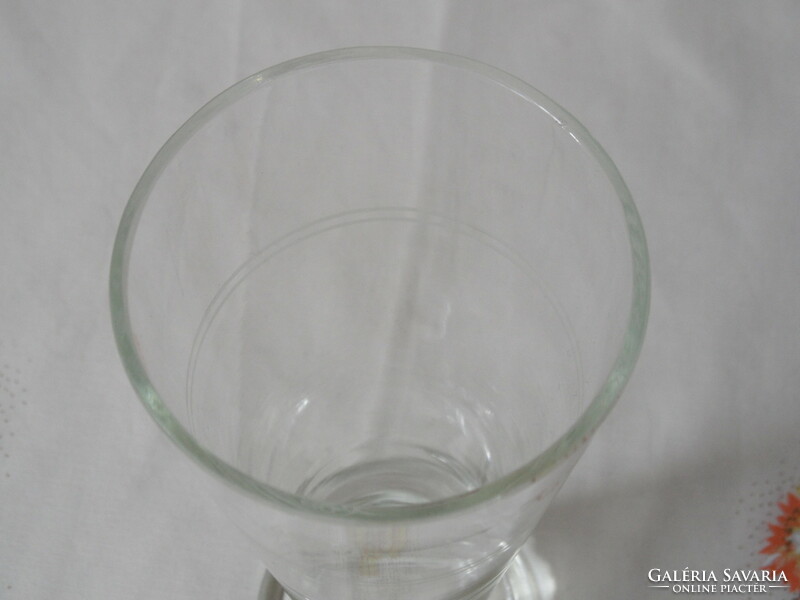 Hitelesített talpas üveg pohár ( 3 dl. )