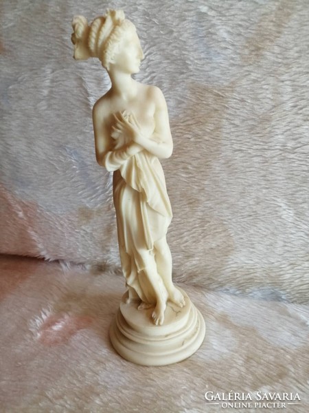 Műgyanta római fürdőző nő akt szobor, figura