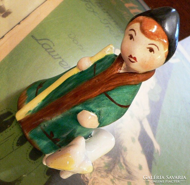Ceramic figurine of a shepherd from Bodrogkeresztúr