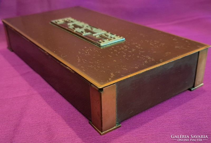 Réz doboz, régi iparművész doboz (L4101)