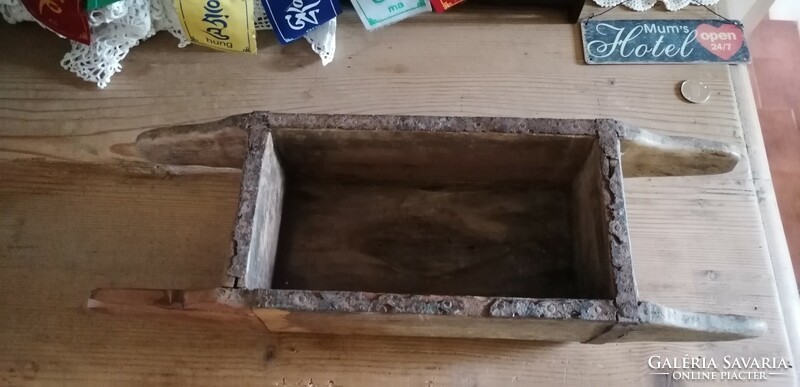 Ib Laursen wooden storage box handmade