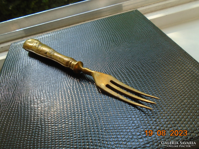 1850 Fire-gilded fork with 800 silver handle, treble, punched patterns, master mark