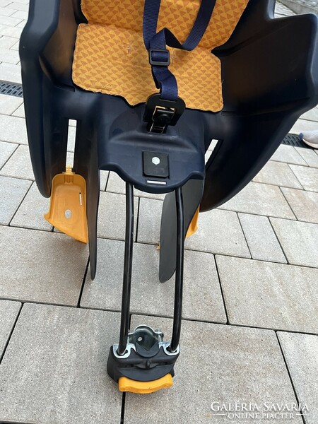 Rear bicycle child seat-new-up to 22kg with 