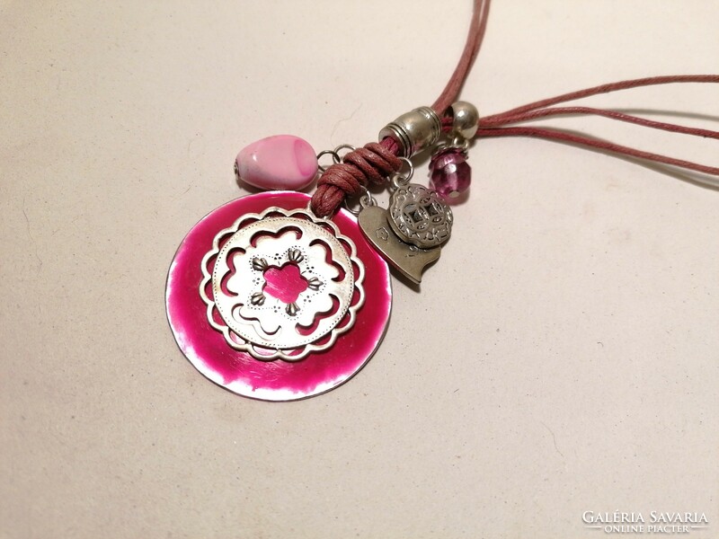 Pink necklace (285)