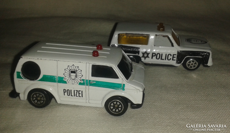 Vintage police fém modell autók 2 db
