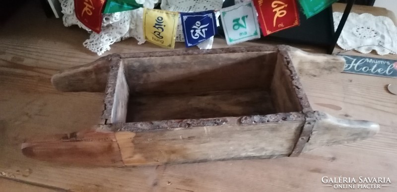 Ib Laursen wooden storage box handmade