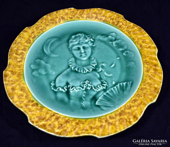 Miss with a fan ... Antique French majolica decorative plate from the 19th century. From the second half of S!