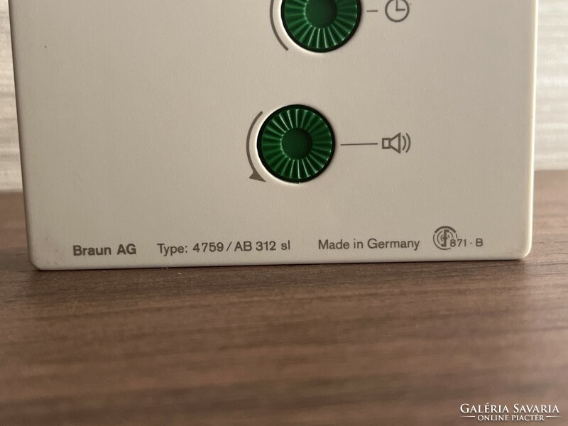 Braun table alarm clock