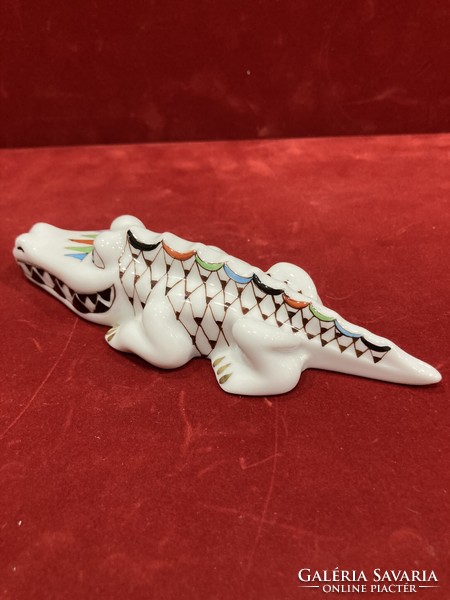 Raven house porcelain garden crocodile