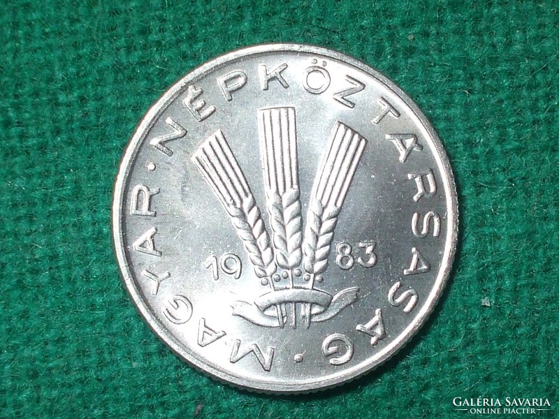 20 Filér 1983 ! It was not in circulation! Greenish!