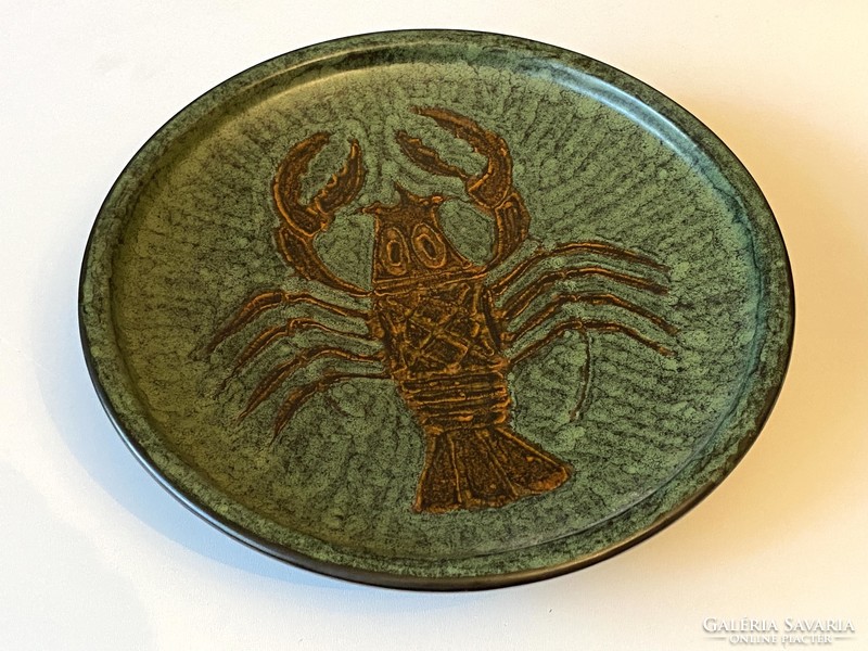 Géza Gorka (1895-1971) crayfish wall plate or table offering plate applied arts shoulder. Painted retro ceramic