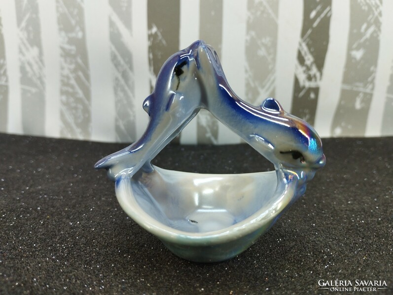 Delfines porcelán kosárka
