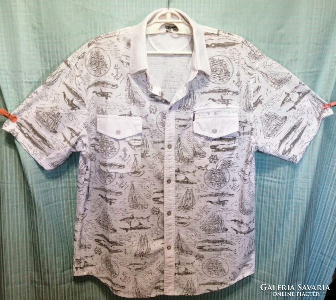 XXL-e férfi hawaii jellegű ing.