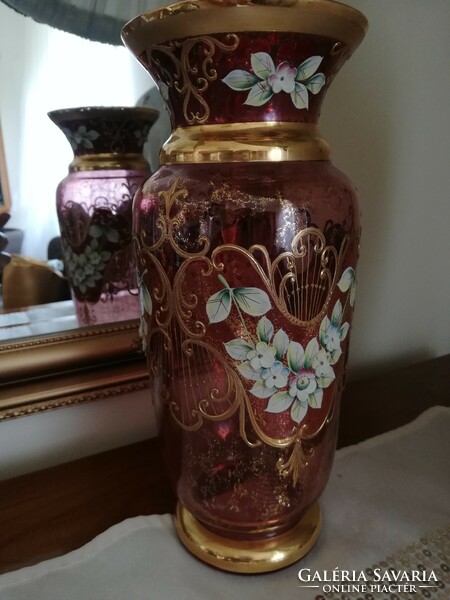 A meshed vase