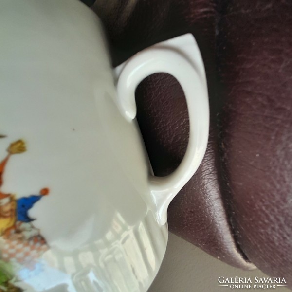 Zsolnay mug with fairy tale pattern skirt
