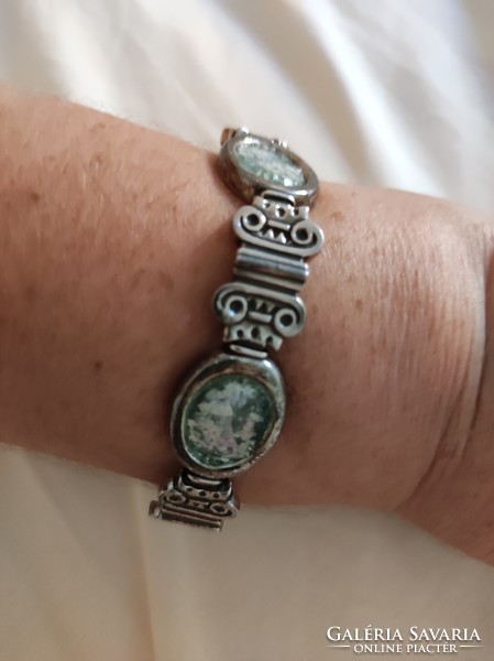 Israeli silver bracelet with Roman glass