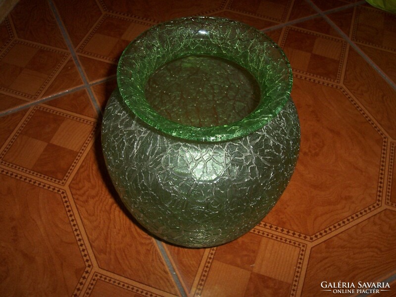 Nagy zöld rücskös-fátyolüveg váza eladó