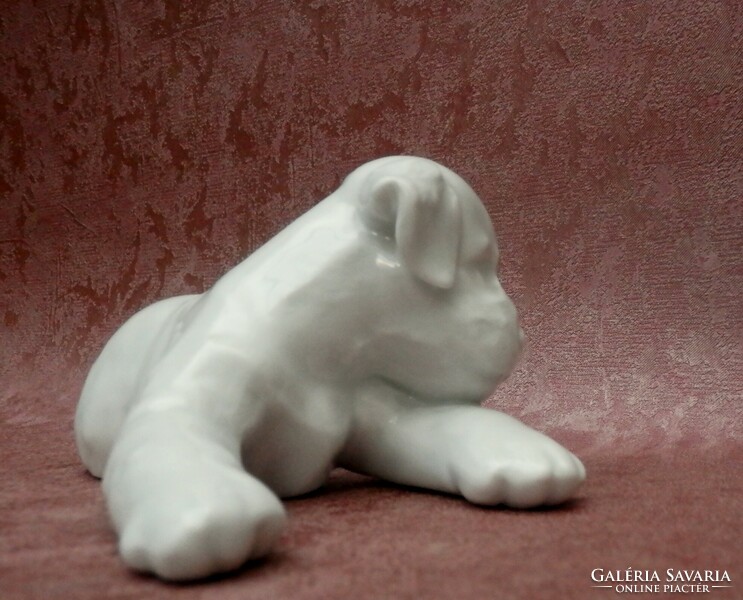 Profth .Karner imperial porcelain dog