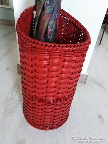 Rattan - színezett esernyőtartó / vörös