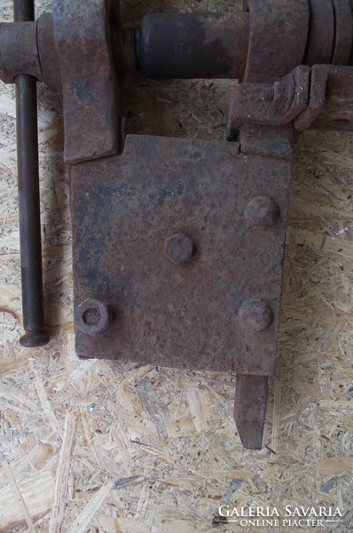 Antique large blacksmith vise.