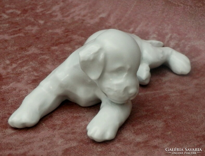 Profth .Karner imperial porcelain dog