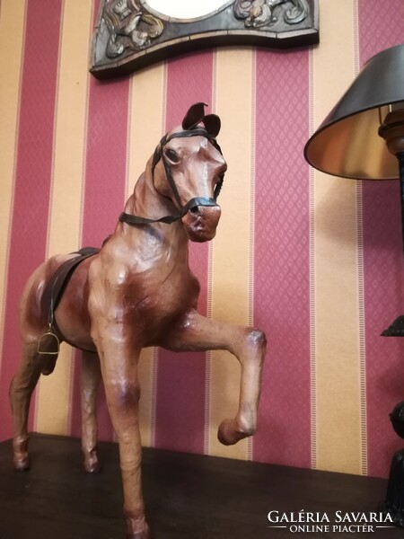 Huge leather horse, beautifully crafted, shaped 50*45 cm