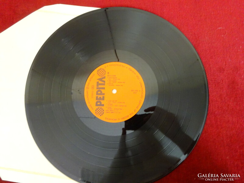 VINYL nagylemez - PEPITA SLPX- 17626, STEREO. ZÁRAY VÁMOSI: ÉNEK AZ ESŐBEN. Jókai.