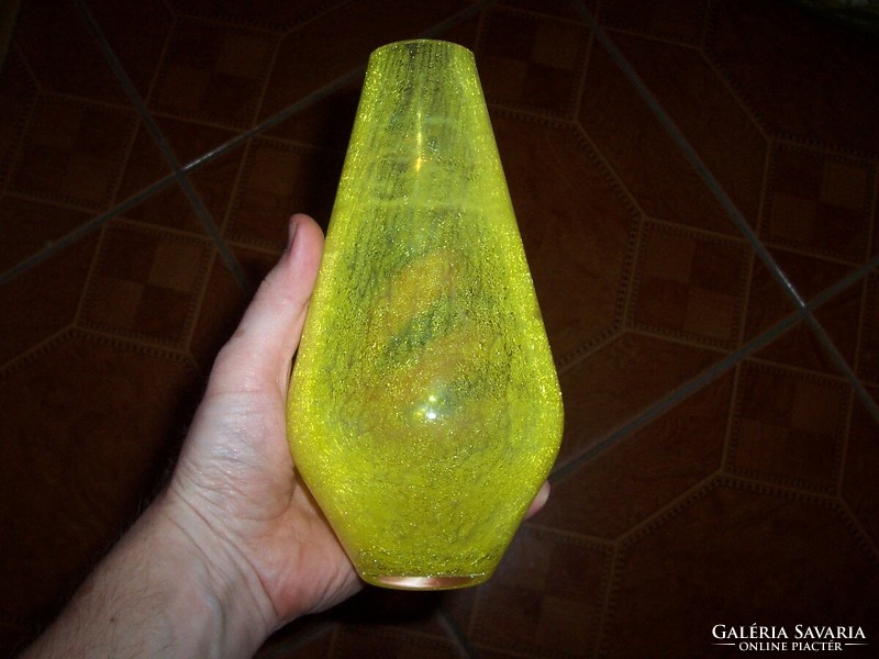 Sárga repesztett üveg váza!