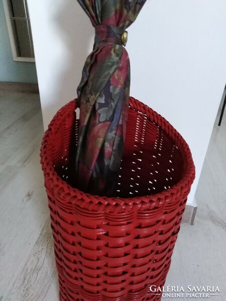 Rattan - színezett esernyőtartó / vörös
