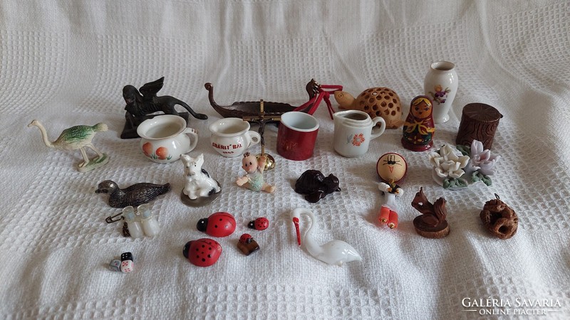 30 miniature ornaments in one