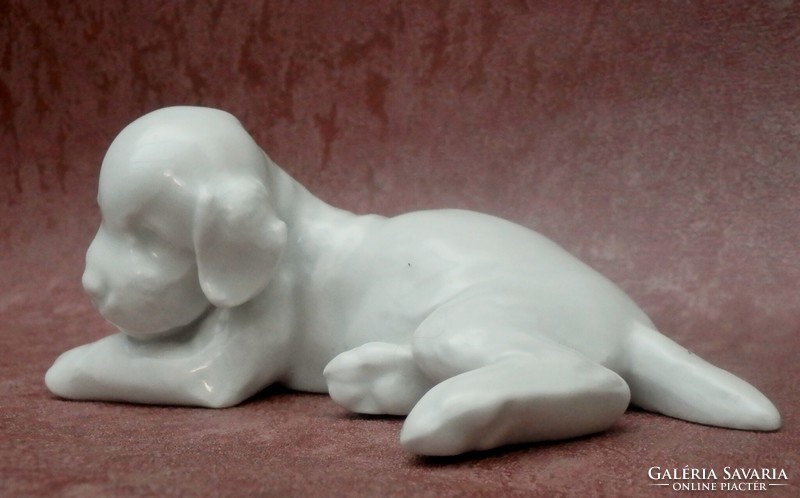 Profth .Karner imperial porcelain dog