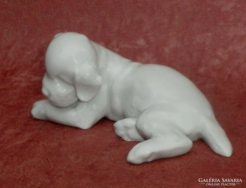 Profth .Karner imperial porcelain dog