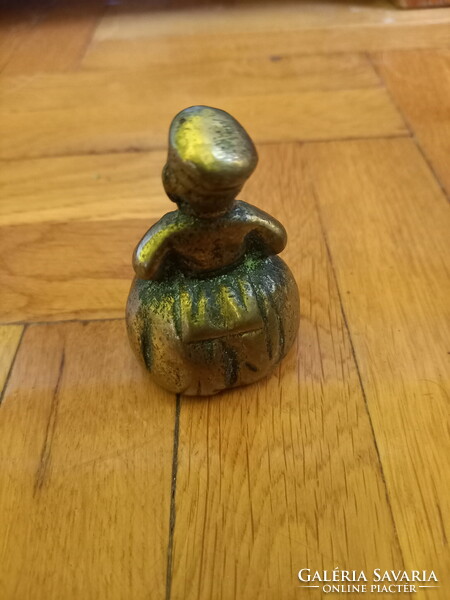 Patinated antique copper bell (6.7x4.4x4 cm)