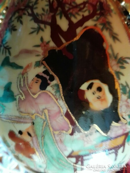 Régi,kézzel festett, dúsan díszített porcelán váza....keleti.