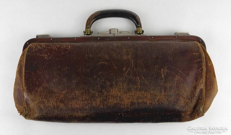 1O054 Antik jelzett német klasszikus bőr orvosi táska