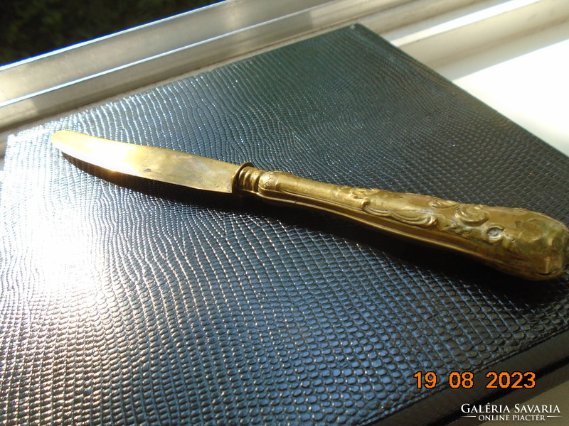 1850 Gold-plated 800 silver handle knife, with treble, punched patterns, master's mark