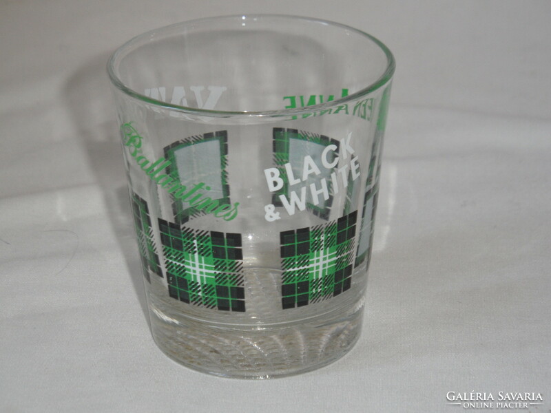 Scotch whisky's glass tumbler