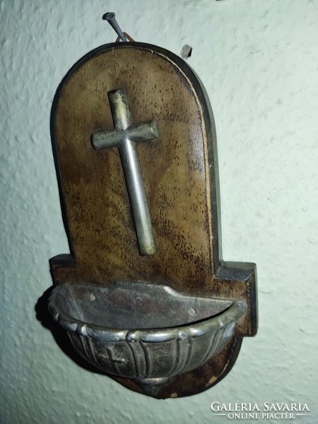 Holy water holder