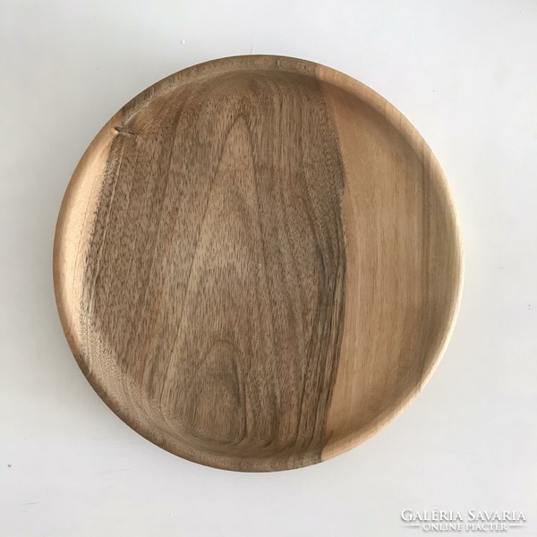 Steamed flat plate made of walnut wood