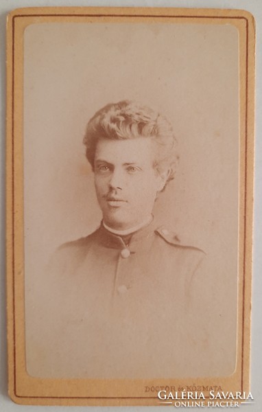 Antique business card (cdv) photo, portrait of a young soldier doctor and cosmata studio in Pest, 1860s