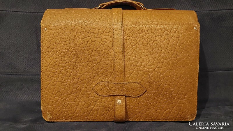 Genuine leather briefcase, unused